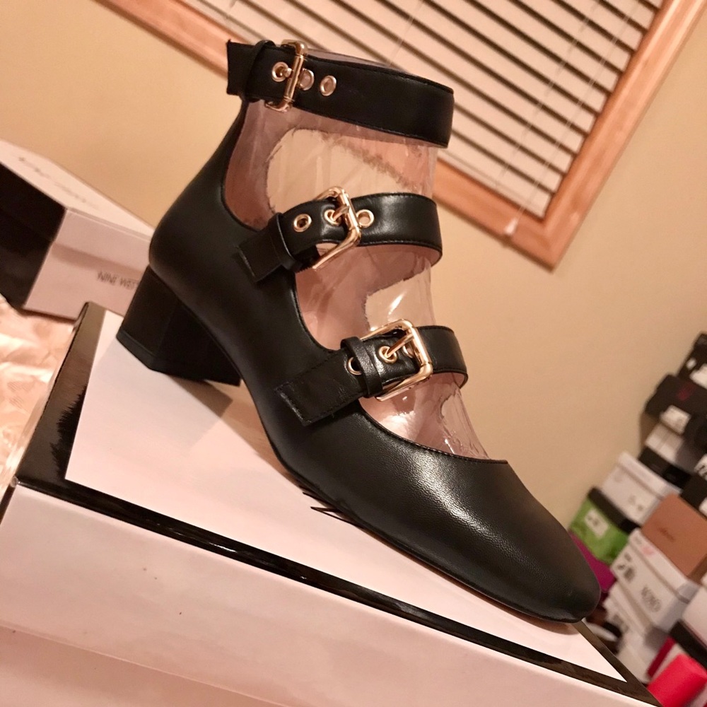 Nine West Leather Mary Jane Style Sz 7.5 NIB
